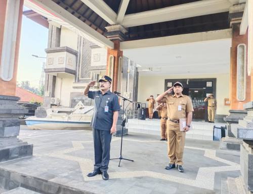 Pada Apel Disiplin Lingkup Dinas Kebudayaan dan Pariwisata Kabupaten Karangasem, Senin (13/7/2026)